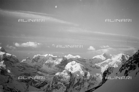 GBA-S-000178-0020 - Veduta di montagne innevate, Cortina d'Ampezzo - Data dello scatto: 06/02-27/02/1941 - Archivi Alinari, Firenze