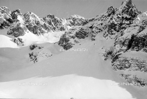 GBA-S-000178-0039 - Montagne innevate, Cortina d'Ampezzo - Data dello scatto: 06/02-27/02/1941 - Archivi Alinari, Firenze