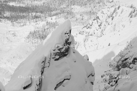 GBA-S-000178-015A - Montagna innevata, Cortina d'Ampezzo - Data dello scatto: 06/02-27/02/1941 - Archivi Alinari, Firenze