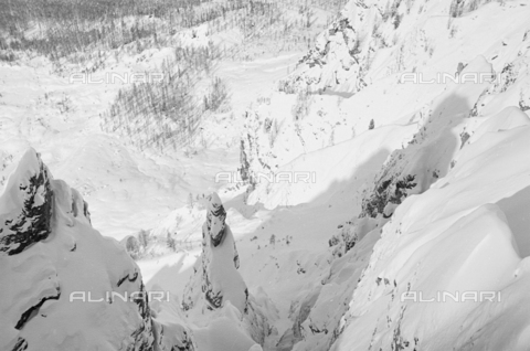 GBA-S-000178-016A - Montagna innevata, Cortina d'Ampezzo - Data dello scatto: 06/02-27/02/1941 - Archivi Alinari, Firenze