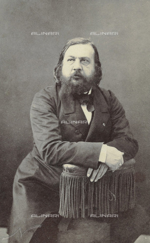 IMA-F-125998-0000 - Teophile Gautier, scrittore e poeta francese, fotografia di Felix Gaspard Nadar - Data dello scatto: 1865 ca. - brandstaetter images /Archivi Alinari