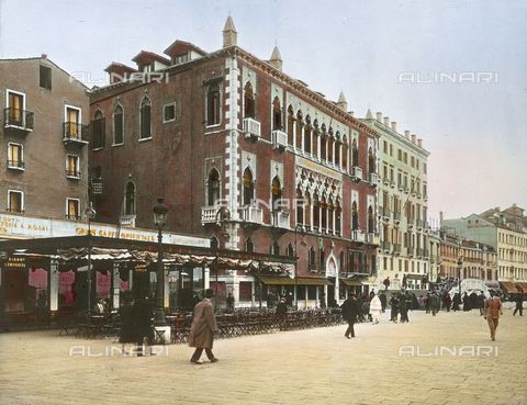 IMA-F-590990-0000 - Palazzo Dandolo Gritti Bernardo che oggi ospita l'Hotel Danieli Excelsior, Venezia - Data dello scatto: 1900 ca. - Öst. Volkshochschularchiv / brandstaetter images /Archivi Alinari