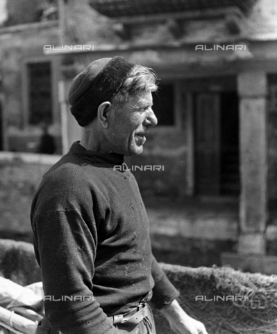 LFA-F-000060-0000 - "Fisherman" portrait of a man, Venice - Date of photography: 1950 ca. - Alinari Archives, Florence