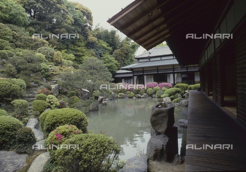 MFV-S-JPN369-0063 - Particolare del tempio di Chishaku-in a Kyoto - Data dello scatto: 1963-1991 - Foto di Fosco Maraini/Proprietà Gabinetto Vieusseux © Archivi Alinari