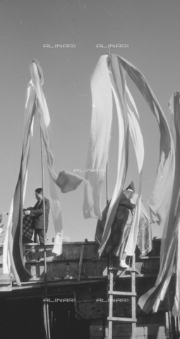 MFV-S-V00133-0239 - Sacerdote shintoista - Data dello scatto: 1962-1963 - Foto di Fosco Maraini/Proprietà Gabinetto Vieusseux © Archivi Alinari