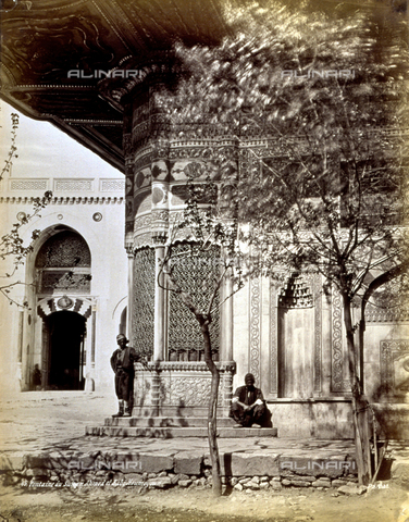 PDC-A-004568-0031 - The sultan Ahmed III fountain in Istanbul - Date of photography: 1870-1875 ca. - Alinari Archives, Florence