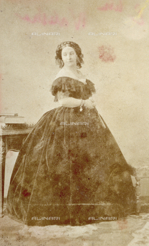 PDC-F-000616-0000 - Full-length portrait of the Duchess of Polignac in evening dress - Date of photography: 1865-1875 ca. - Alinari Archives, Florence