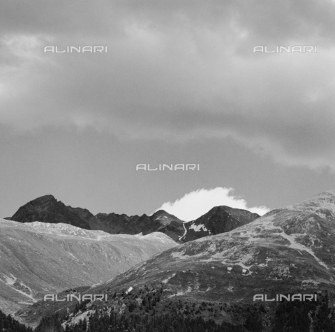 PFA-F-001518-0000 - Monti di Murail, Engadina, Canton dei Grigioni, Svizzera - Data dello scatto: 07/1991 - Archivi Alinari, Firenze