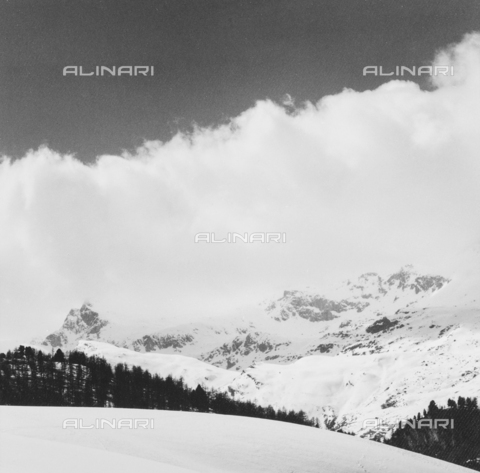 PFA-F-001537-0000 - Paesaggio montano, Engadina, Canton dei Grigioni, Svizzera - Data dello scatto: 12/1990 - Archivi Alinari, Firenze