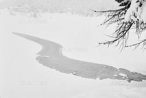 PFA-F-001571-0000 - Lago di Sankt Moritz, Engadina, Canton dei Grigioni, Svizzera - Data dello scatto: 12/1992 - Archivi Alinari, Firenze