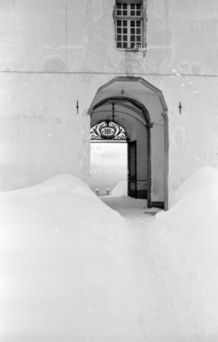 PTA-S-001072-2017 - Veduta del Santuario di Oropa con la neve - Data dello scatto: 1940 ca. - Archivi Alinari, Firenze