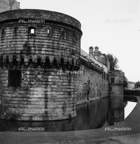 RAD-A-000002-0010 - Chateau des Ducs de Bretagne a Nantes - Data dello scatto: 1963 - Archivi Alinari, Firenze