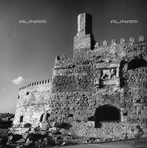 RAD-A-000012-0034 - L'antica fortezza di Kules ad Heraklìon nell'isola di Creta, Grecia - Data dello scatto: 1962 - Archivi Alinari, Firenze