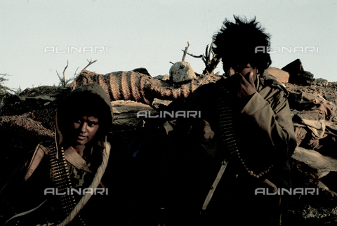 RCS-S-E14079-0003 - Recruits of ELF (Eritrea Liberation Front) during the war for liberation from Ethiopia - Date of photography: 1985 - RCS/Alinari Archives Management, Florence