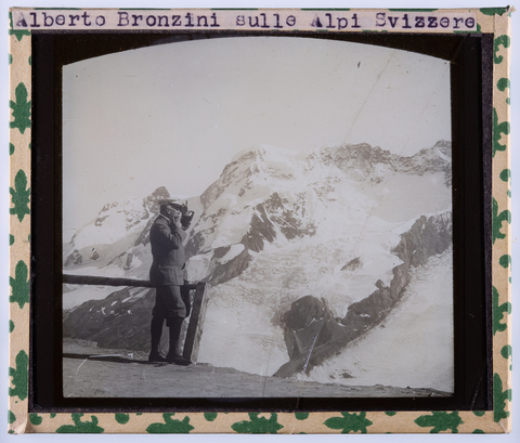 RGD-S-VARIE1-SN02 - Alberto Bronzini in the Swiss Alps - Date of photography: 1900-1927 ca. - Alinari Archives, Florence