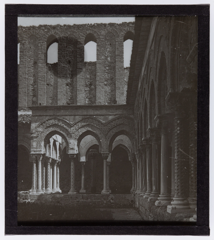 RGD-S-VARIE4-SN01 - Cloister of the Cathedral of Santa Maria Nuova in Monreale - Date of photography: 06/06/1892 - Alinari Archives, Florence