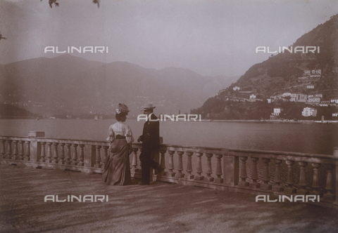 TCA-F-01426V-0000 - "Sul lago di Como" - Data dello scatto: 09/1906 - Archivi Alinari, Firenze