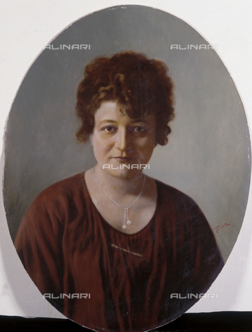 TCA-F-01431V-0000 - Ritratto di Delia De Giorgio Balestrieri con collana e spilla - Data dello scatto: 1890-1900 - Archivi Alinari, Firenze