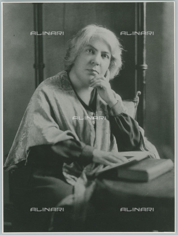 TCI-S-005298-AR11 - The Italian Nobel Prize-winning writer Grazia Deledda (1873-1936) - Date of photography: 1964 - © Touring Club Italiano / Alinari Archives