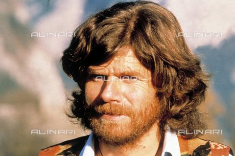 TOP-S-000135-9538 - Reinhold Messner, mountaineer - Date of photography: 01/01/1998 - United Archives / TopFoto / Alinari Archives