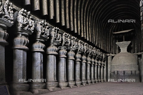 UIG-F-031111-0000 - Colonnade of a Buddhist shrine in the Karli caves near Lonavala, Maharashtrae - AnilDave / Dinodia Photo Library Pvt. Ltd. / UIG/Alinari Archives