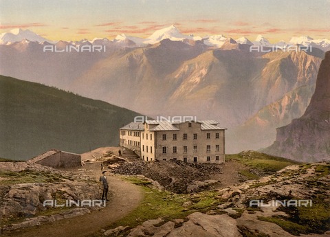 ULL-F-304654-0000 - Hotel Wildstrubel al Passo Gemmi, Alpi Bernesi - Data dello scatto: 1900 ca. - histopics / Ullstein Bild / Archivi Alinari