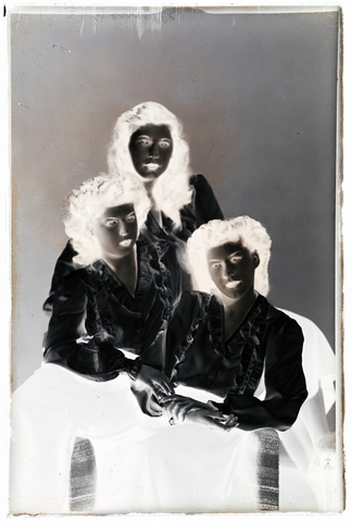 WMA-N-006854-0000 - Triplets - Date of photography: 1940 ca. - Alinari Archives, Florence