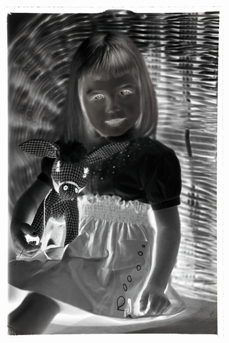 WMA-N-006969-0000 - Portrait of the little girl Silvia Merlo - Date of photography: 1959 ca. - Alinari Archives, Florence