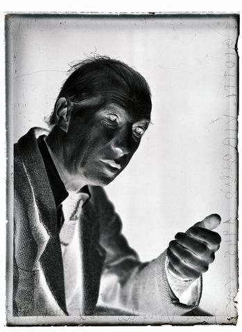 WMA-N-007014-0000 - Portrait of the Triestine poet Virgilio Giotti - Date of photography: 11/1945 - Alinari Archives, Florence