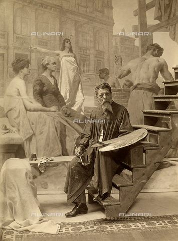 WSA-F-001709-0000 - Il pittore Eugenio Scomparini ritratto in abiti da lavoro davanti ad una sua opera - Data dello scatto: 1912 - Archivi Alinari, Firenze