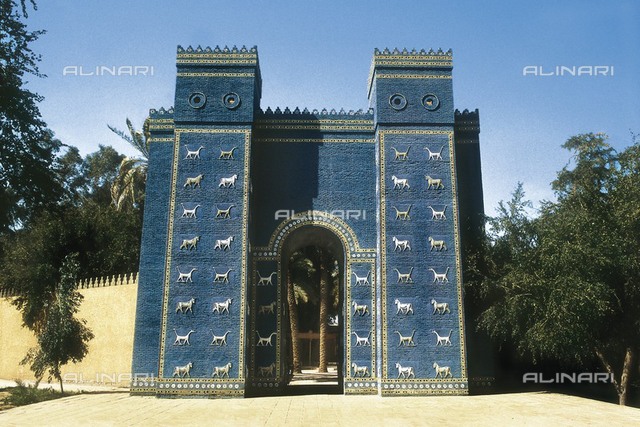 IRAQ. Babylon. Gate of Ishtar (580 BC). Rebuilt. Babylonian art. Neo-Babylonian Art. Architecture.